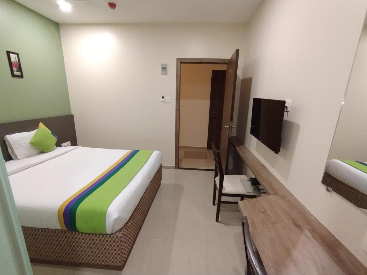 Hotel Ocean Suites Mumbai Exterior photo