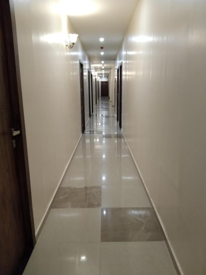 Hotel Ocean Suites Mumbai Exterior photo