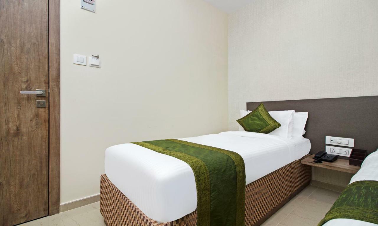 Hotel Ocean Suites Mumbai Exterior photo