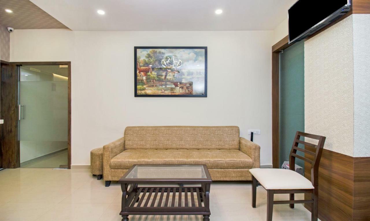 Hotel Ocean Suites Mumbai Exterior photo