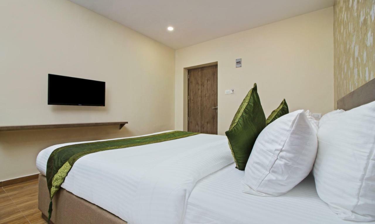 Hotel Ocean Suites Mumbai Exterior photo