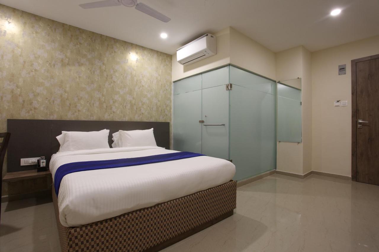 Hotel Ocean Suites Mumbai Exterior photo