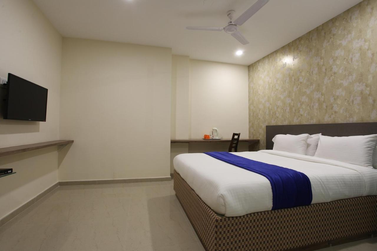 Hotel Ocean Suites Mumbai Exterior photo
